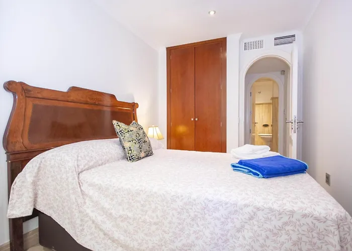 Sunbeach Sol Y Playa * 丰希罗拉